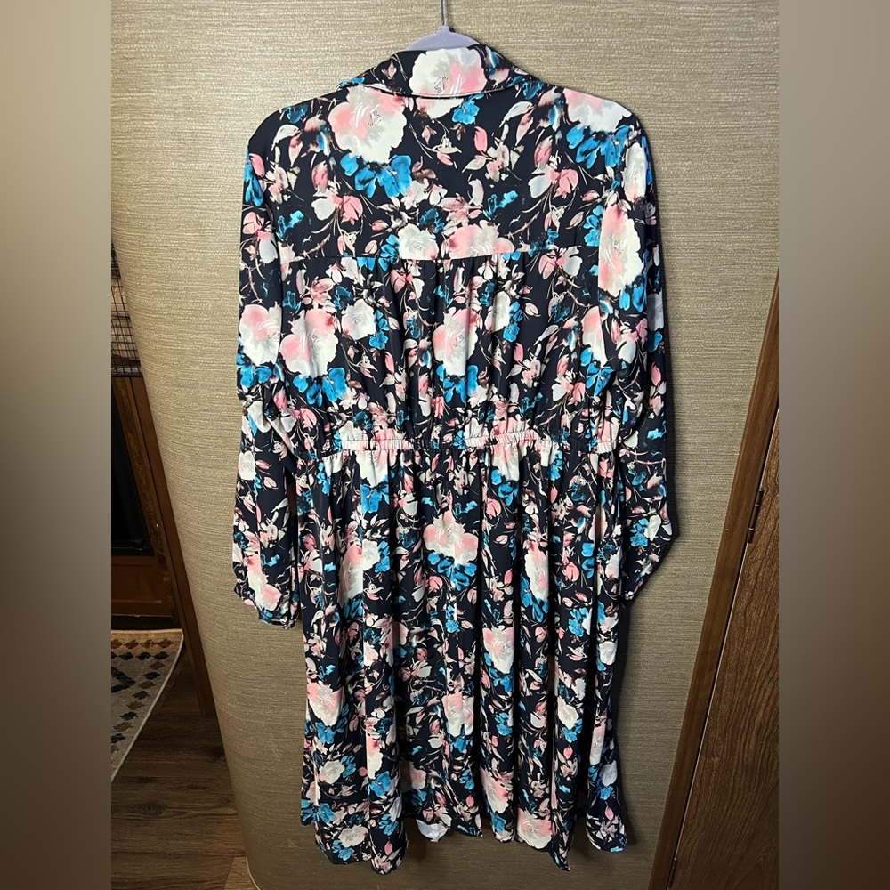 NWT Midi Studio Crepe De Chine Long Sleeve Button Front Shirtdress size 1X - Picture 5 of 15